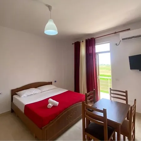Hotel & Giorgia Kavaje